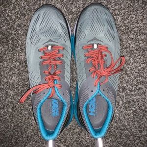 Women’s Hoka One One Arahi 3